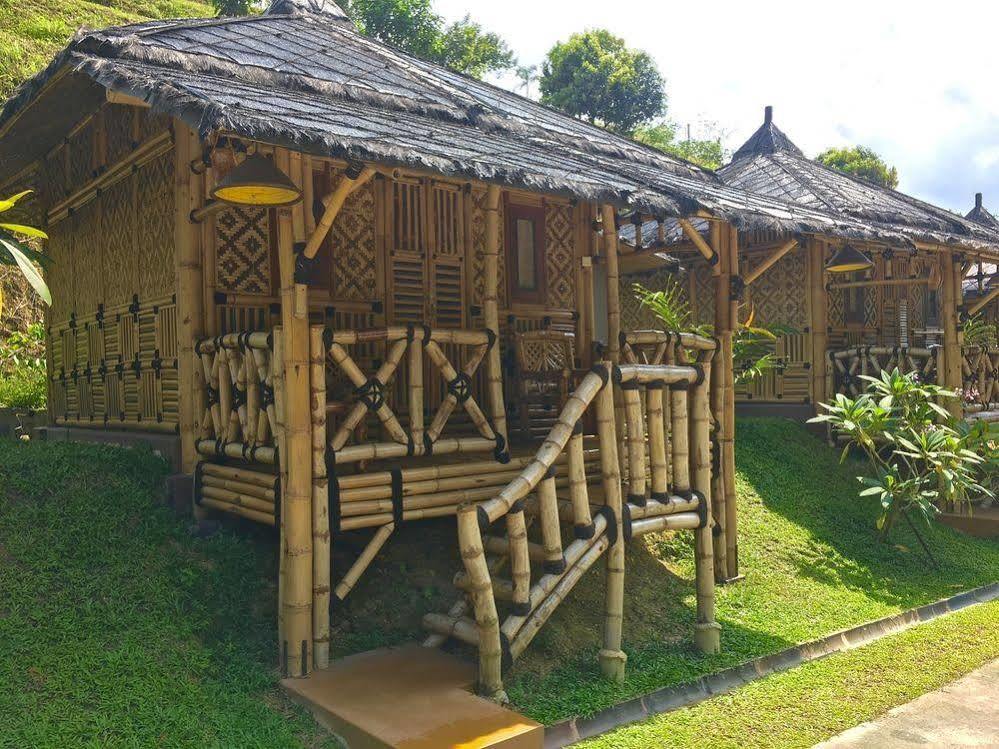 The Waterway Villa Bentong Exteriör bild